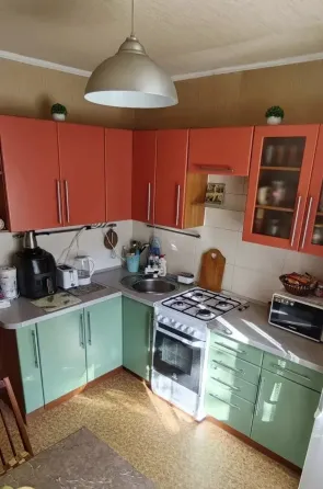 Продам 3-х комнатную кр квартиру, Донецк, Партизанский пр-т. Донецк