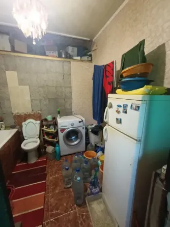 Продам 3-х ком квартиру 1/2, 72 м2. Куйбышевский район, Бакинских комиссаров. Донецк