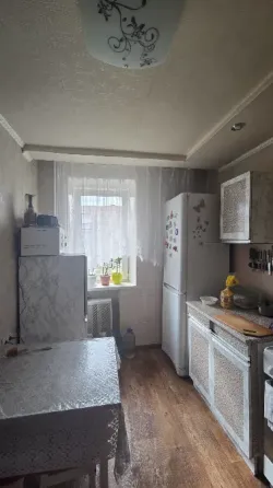 Продам 3 комн Офицерский Донецк