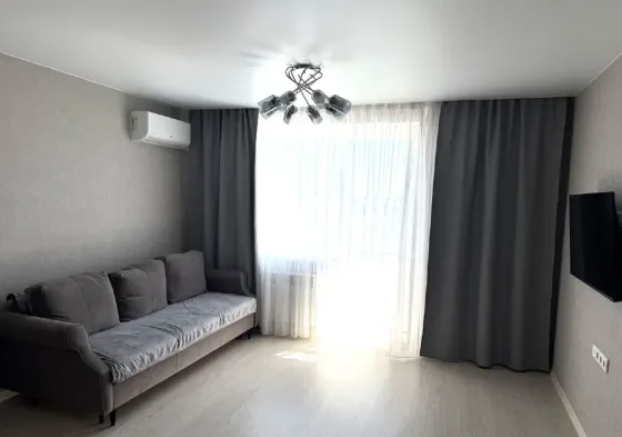 Двухкомнатная квартира 47м² в Киевском районе, улица Университетская, 95 Донецк
