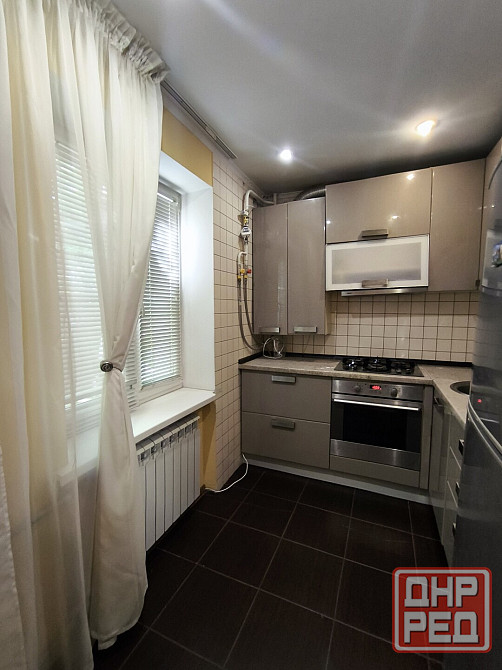 3-комн. квартира, 56 м², 2/5 этаж Мариуполь - изображение 4