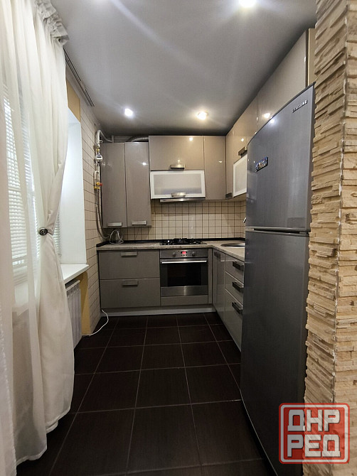 3-комн. квартира, 56 м², 2/5 этаж Мариуполь - изображение 2