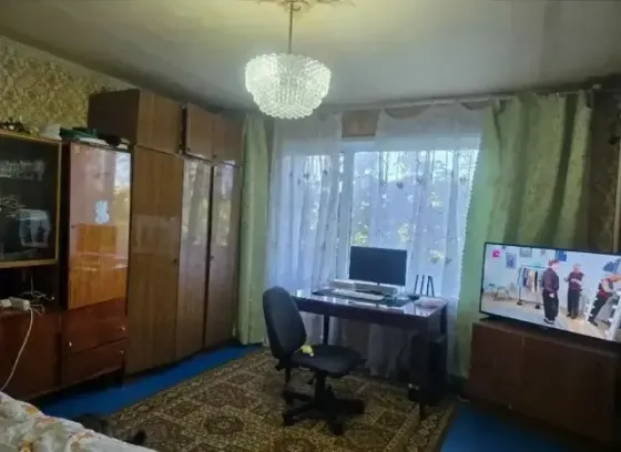Продам 3 х комн квартиру на Азотном Донецк
