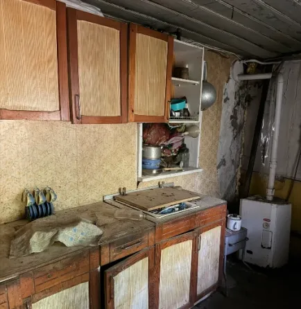 Продам 2к.кирпичный дом. Куйбышевский р.н. Ориентир пл.Бакинский Комиссаров. ул.Фрунзе. Донецк