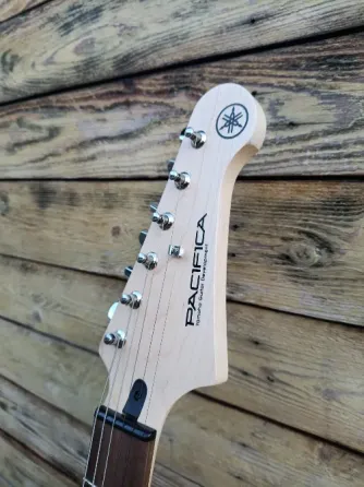 Yamaha Pacifica PAC012 Донецк