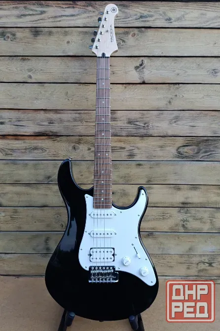 Yamaha Pacifica PAC012 Донецк - изображение 1
