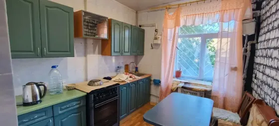 Продам 2х комн. квартиру в центре Докучаевска Докучаевск