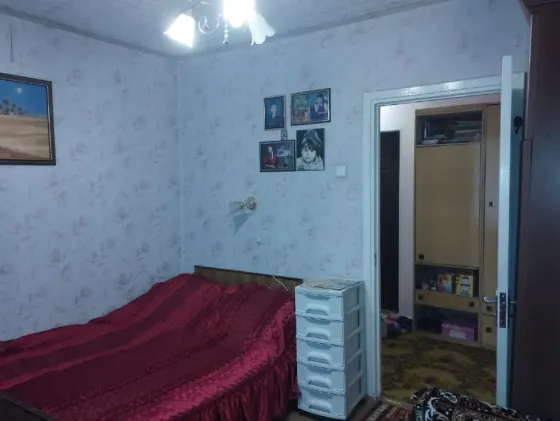 Срочно! Продам 2к квартиру 2/9 на пр-те Ильча и пересечение с ул. Марии Ульяновой. Донецк
