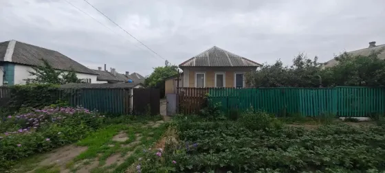 Продается дом в г. Харцызске, район 19 магазина. Харцызск