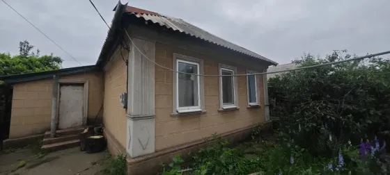 Продается дом в г. Харцызске, район 19 магазина. Харцызск
