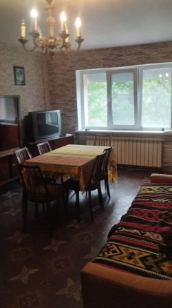 Продам 3 ком. кв Донецк