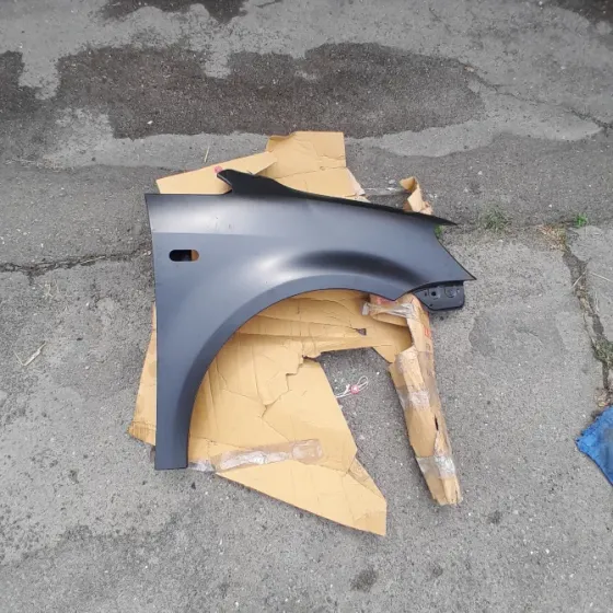 Продаётся крыло переднее, правое для VW Caddy 2011-15 г.в. Луганск