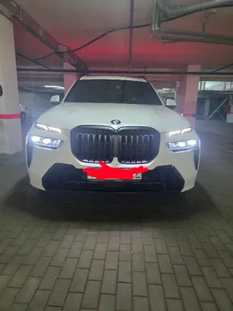 Продам автомобиль BMW X7 2023 рест Донецк