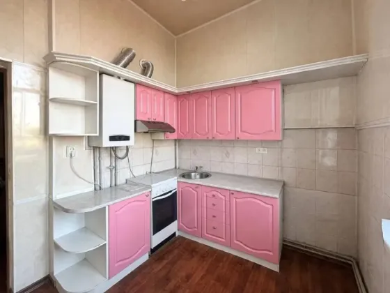 Продается 3-комнатная квартира в Центральном районе Мариуполь