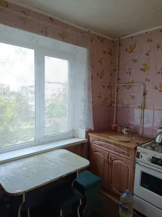 Собственник. Продам 1- комнатную квартиру в г. Харцызск. Харцызск
