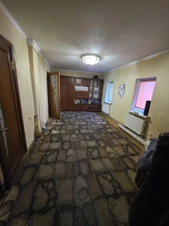 Дом, ост. Школа, ул. Международная в Макеевка