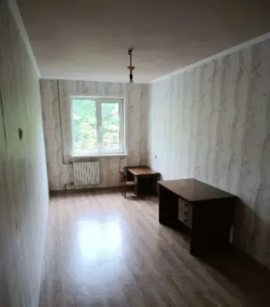 Продам 2ком б. Шахтостроителей Донецк