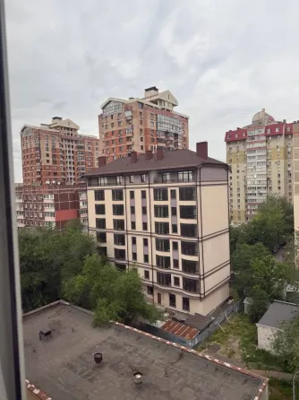 Продам 2ком с ремонтом Калининский район Донецк