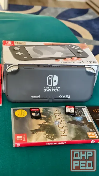 Продам Nintendo switch Lite + 2 игры Макеевка - изображение 3