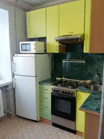1 к. кв., б. Школьный, 3/9, рядом Набережная Донецк