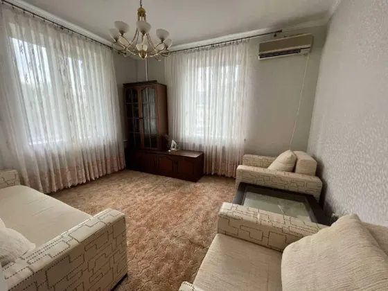 2-Комнатная в самом центре Донецк