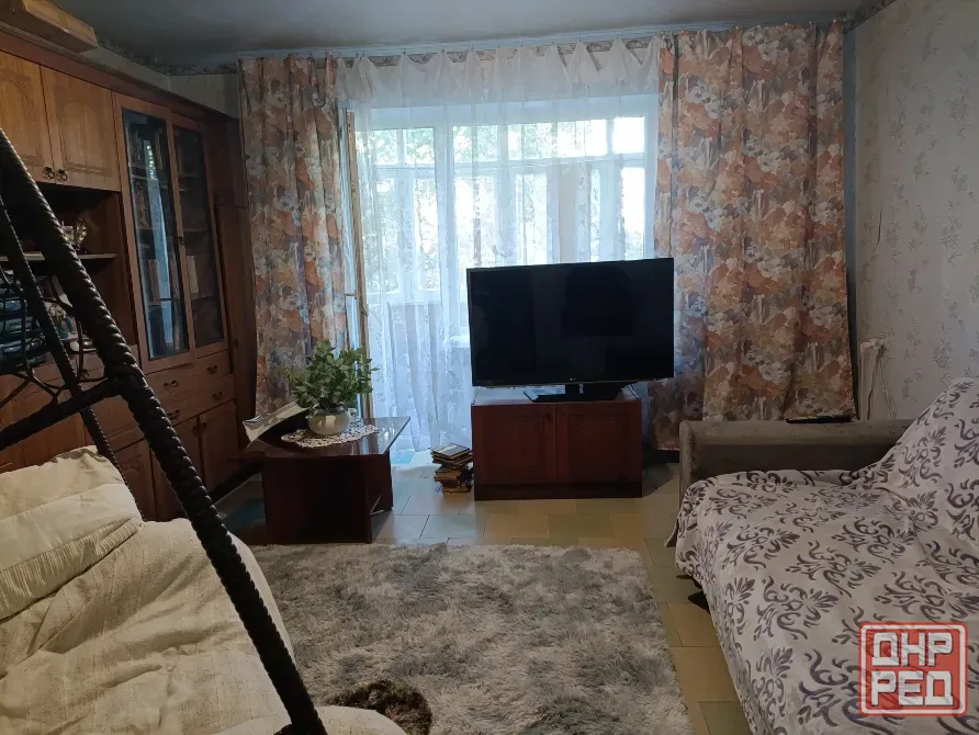 Продам 3- х комнатную квартиру в Будённовском районе ( м-н Цветочный) Донецк - изображение 1
