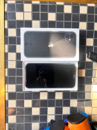 Продам iPhone 14 Донецк