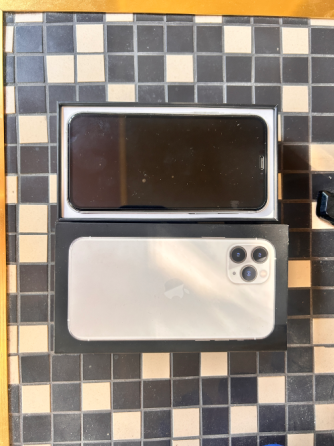 Продам iPhone 14 Донецк
