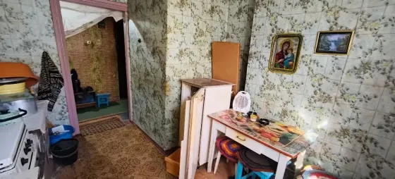 Продам 1 ком. квартиру в центре Докучаевска Докучаевск