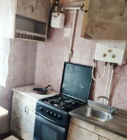 Продам 3к.кв. Петровский р-н. Ориентир пл.Победы. Донецк