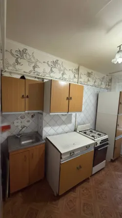 продам 2-комнатную квартиру на Текстильщике Донецк
