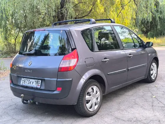 Продам Renault Scenic 2.0 бензин на автомате Енакиево