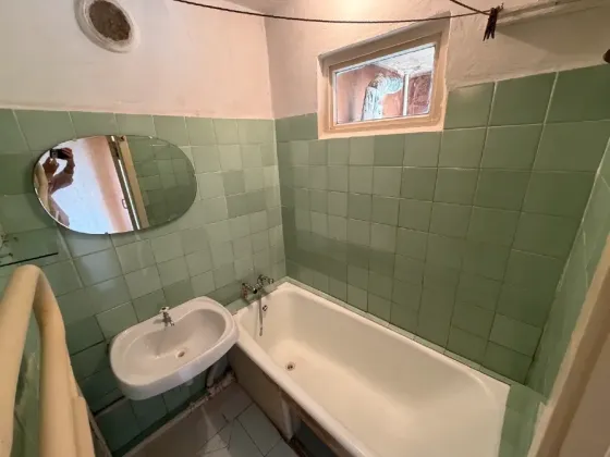 Продажа 2-к.Кв в Ленинском районе, улица Кирова 24. Парк Славянской Культуры. Бульвар Франко-Торг! Донецк