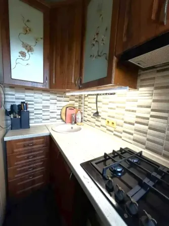 Продам 1 комнатную квартиру Петровский круг Донецк