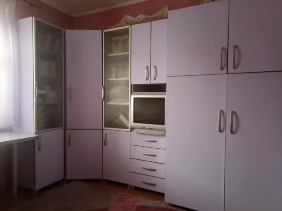 Продажа Чешка. 2-х комнатная ул Пухова Ленинский р-н Донецк