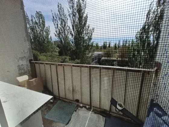 Продам 4-х комнатную квартиру в г. Зугрэсе -2 Зугрэс
