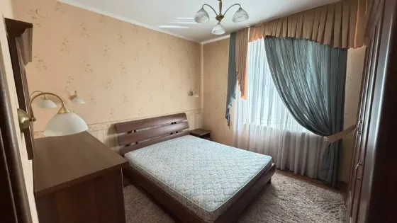 Продается 3-комнатная квартира в Ворошиловском районе Донецк