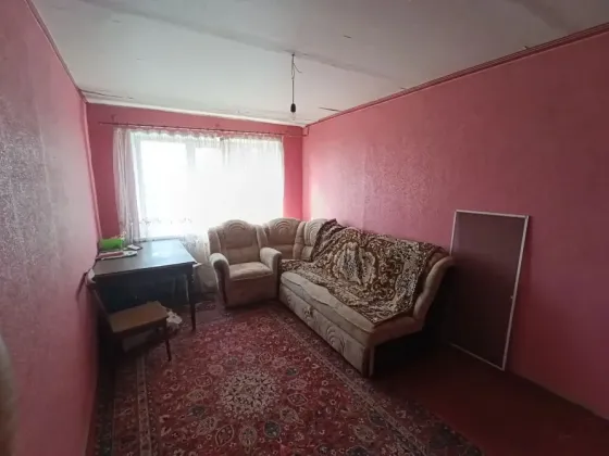 Продам 2-х комнатную квартиру в Харцызске, м-н Металлургов, верх Черемушек Харцызск