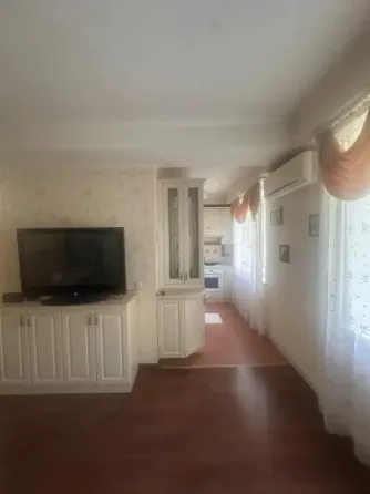 Сдам квартиру с ремонтом в центре Донецк