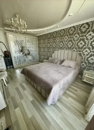 Цена снижена ! Срочная продажа 4 х к кв ра площадь Буденного Донецк