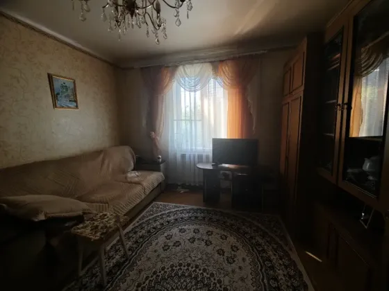 Продам дом (квартира на земле) в Кировском р-не Донецка. Нефтебаза. Донецк