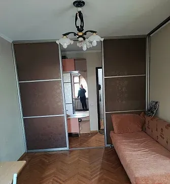 Продаётся 2х комнатная квартира в Калининском р-не, пр. Ильича Донецк
