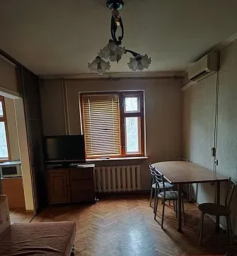Продаётся 2х комнатная квартира в Калининском р-не, пр. Ильича Донецк