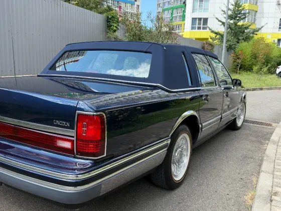 Lincoln Town car 1993 г. Signature,15.000 км Донецк