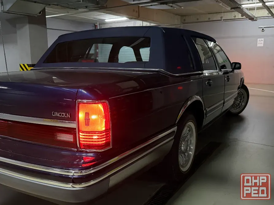 Lincoln Town car 1993 г. Signature,15.000 км Донецк - изображение 1