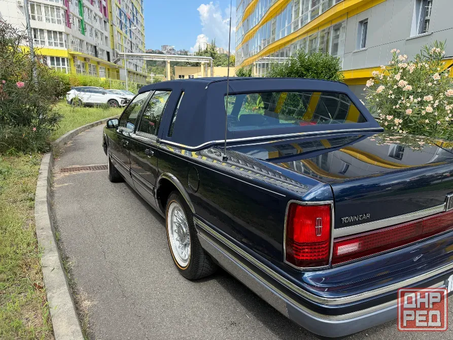 Lincoln Town car 1993 г. Signature,15.000 км Донецк - изображение 1