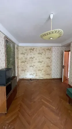 Продаётся 2х комнатная квартира в Калининском р-не, б. Шахтостроителей Донецк
