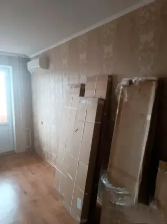 Продаю 3-х комнатную квартиру в Ленинском районе, Звездный Донецк