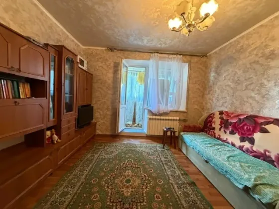 Продам 1-ком. квартиру, ул. Матросова, 101, 8/9 этаж Горловка