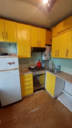 Продам 1к.кв. на 1 эт. ул.Артема Донецк